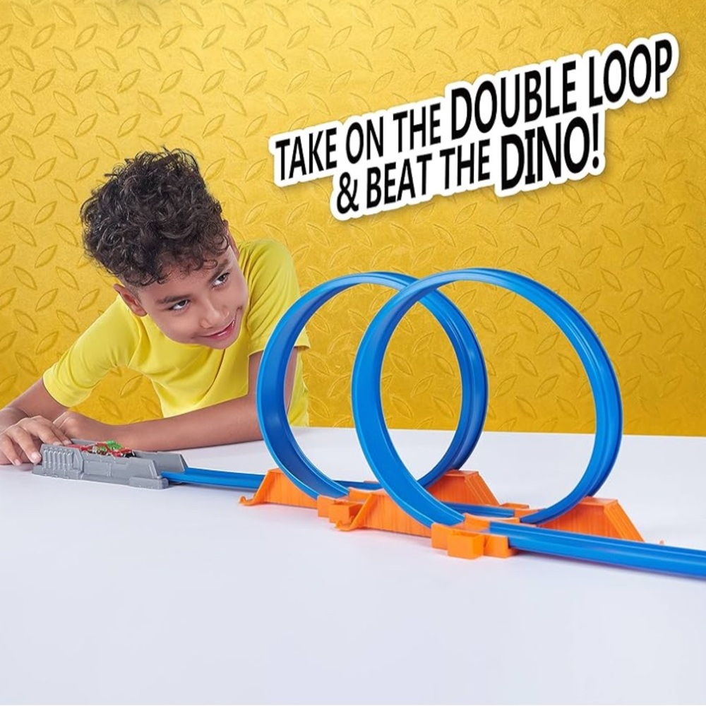 T-Rex Attack Building Trackset with Mini Racing Car for Unisex Children